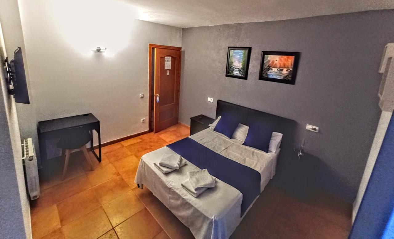 Hostal Turbon Кампо Экстерьер фото