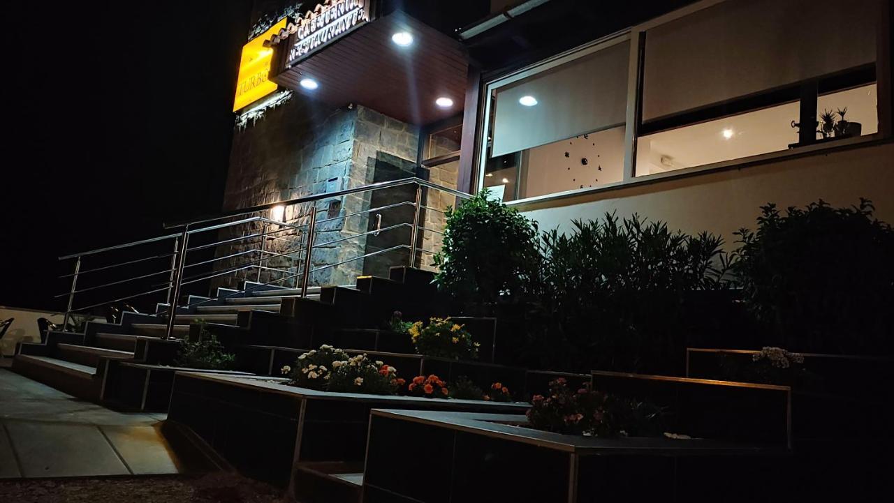 Hostal Turbon Кампо Экстерьер фото