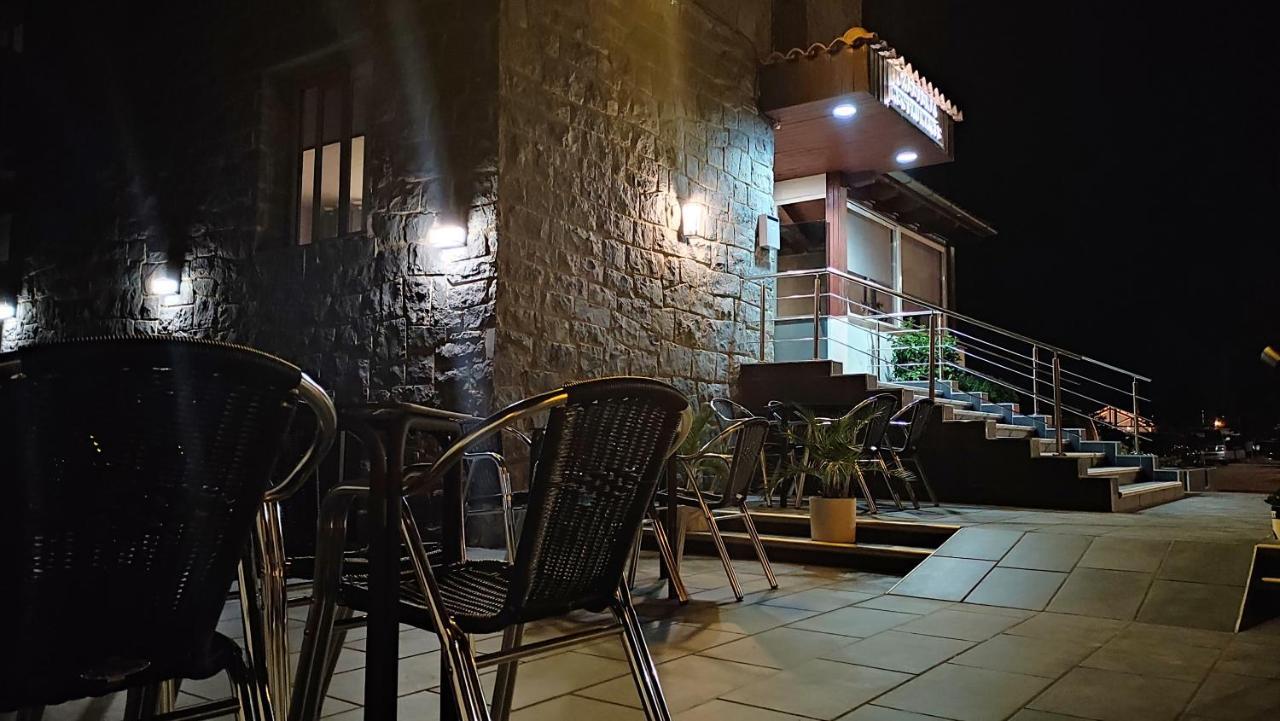 Hostal Turbon Кампо Экстерьер фото