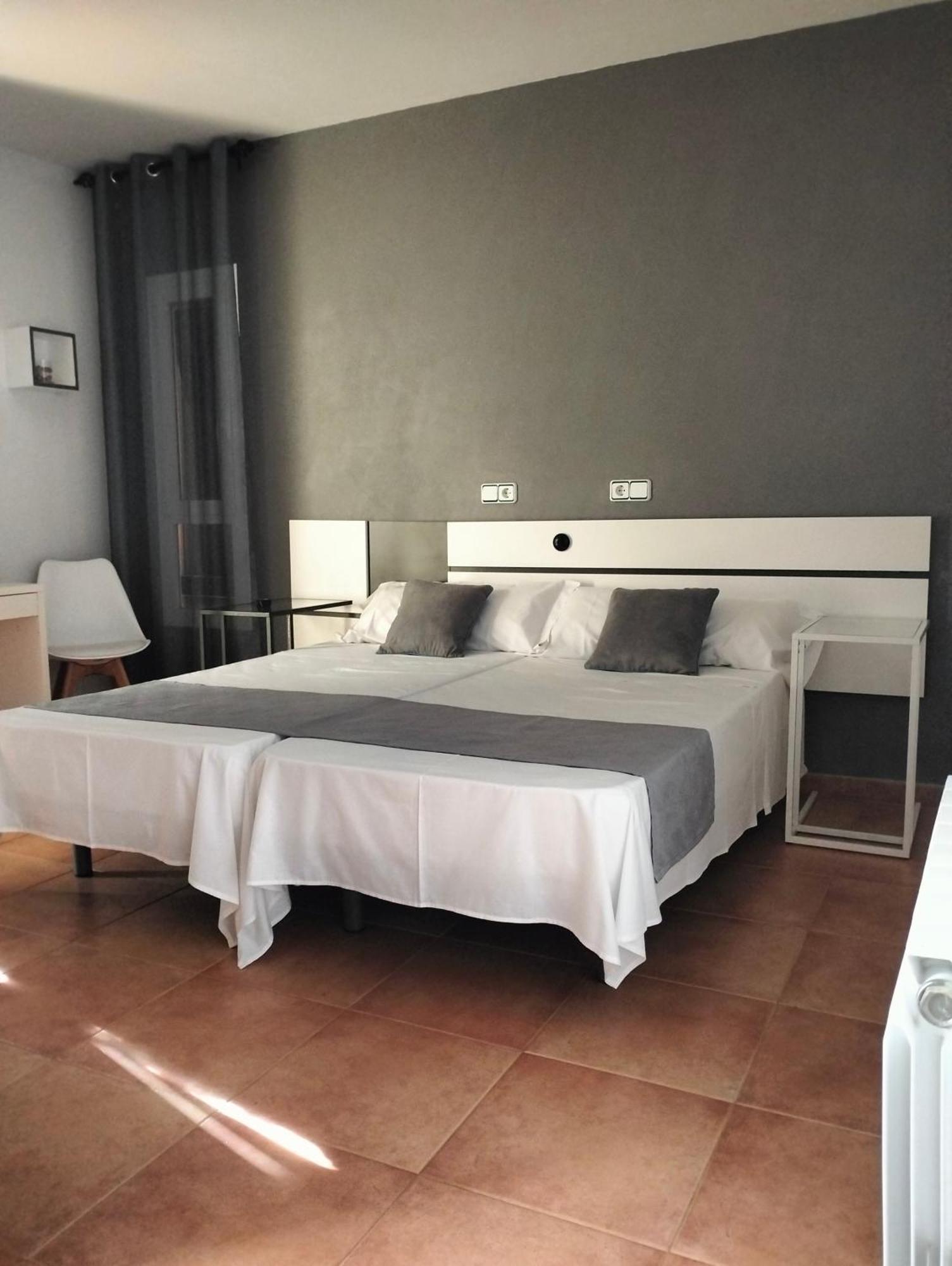 Hostal Turbon Кампо Экстерьер фото