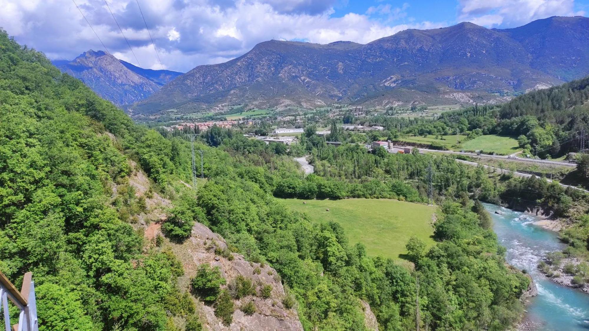 Hostal Turbon Кампо Экстерьер фото